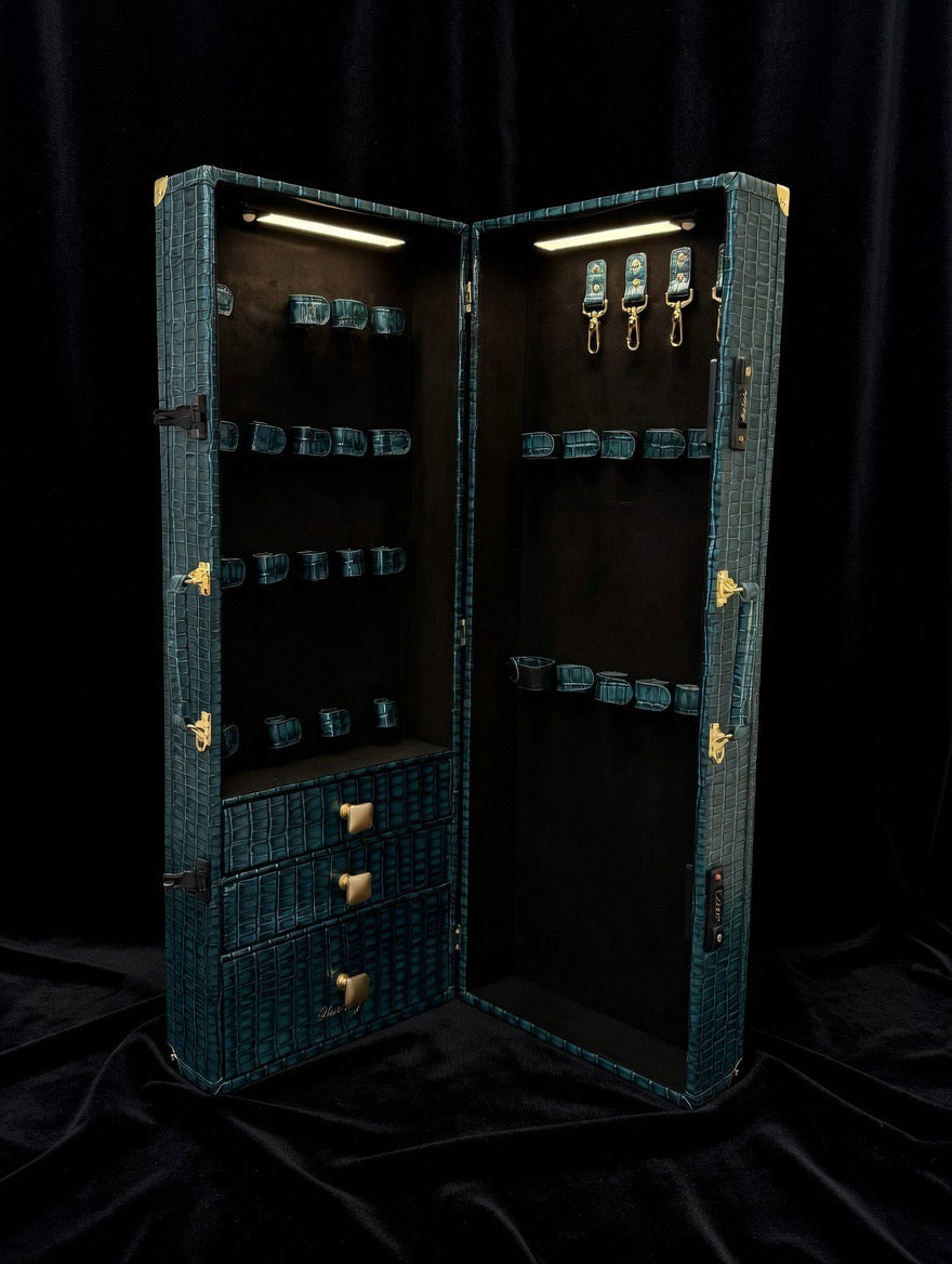 Bondage Attaché Box